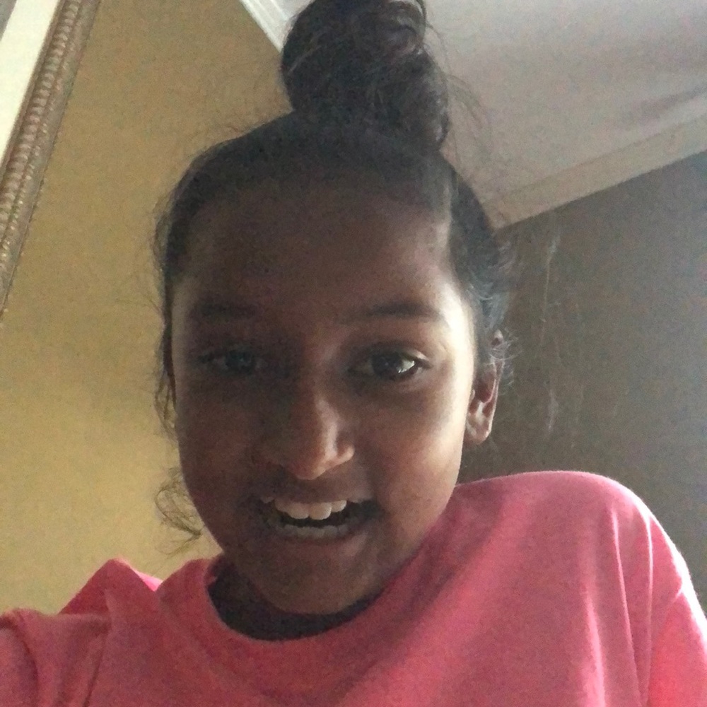 Meet your Posher, Salena